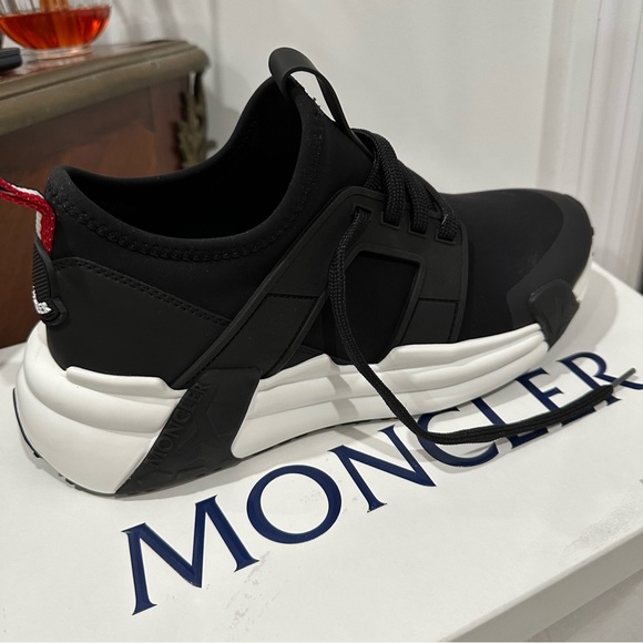 NEW Moncler Sneakers size 39.5 EU - Picture 4 of 9